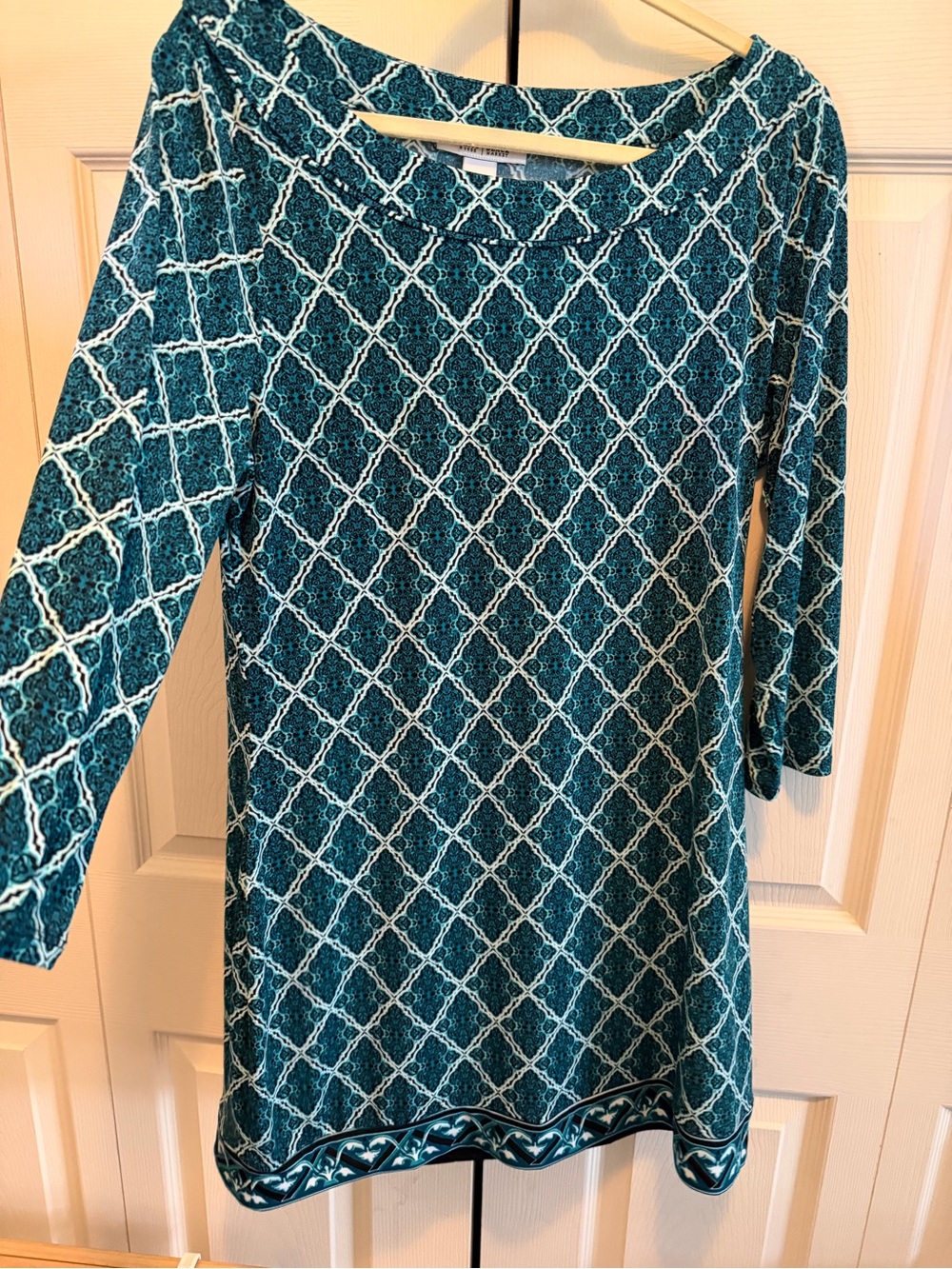 White House Black Market Teal and White Geometric dress